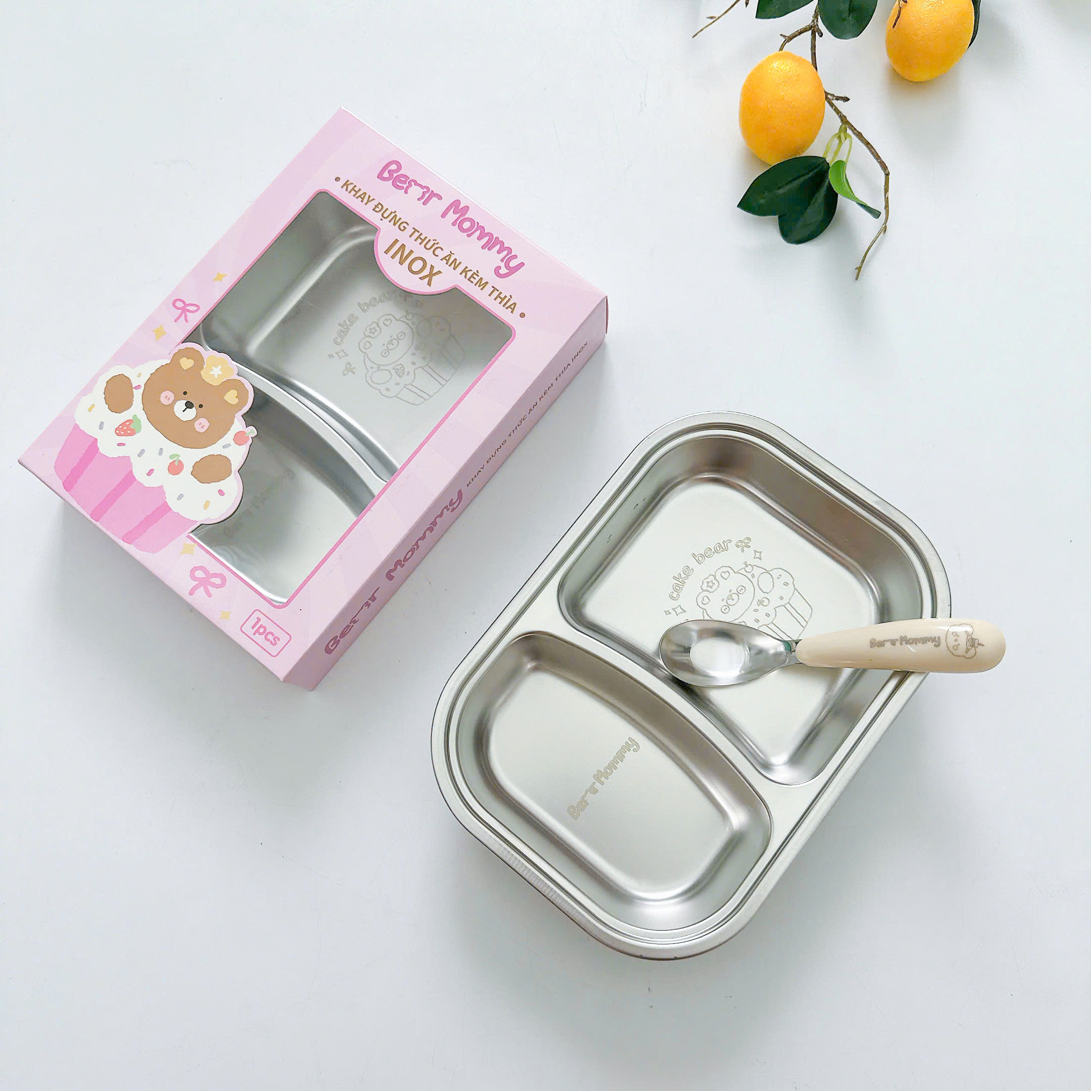 Khay đựng thức ăn 2 ngăn hình thú inox 316 kèm thìa cho bé Bear Mommy