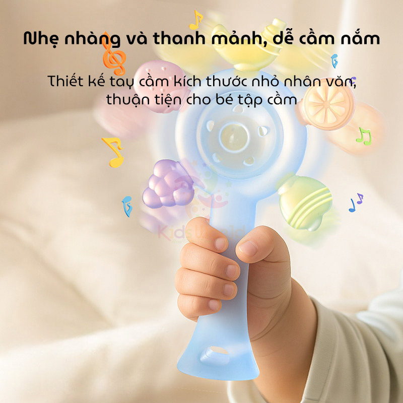 Lục lạc gặm nướu trái cây cho bé giúp massage nướu, giảm thiểu tình trạng đau nhức và ngứa lợi khi bé mọc răng