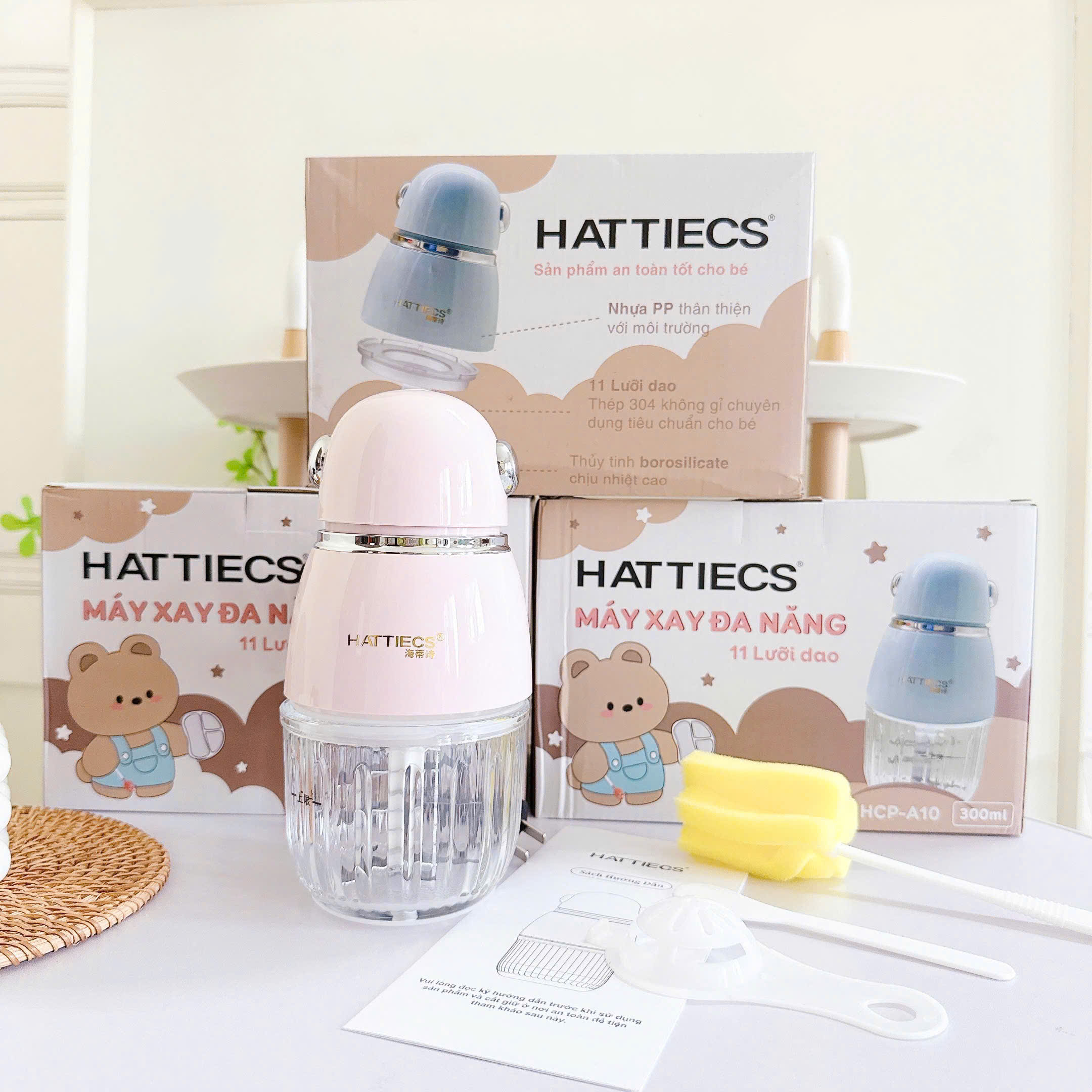 Máy xay ăn dặm cho bé Hattiecs HCP-A10 với 11 lưỡi dao inox 316 cao cấp cối thuỷ tinh borosilicat đúc nguyên khối dung tích 300ml