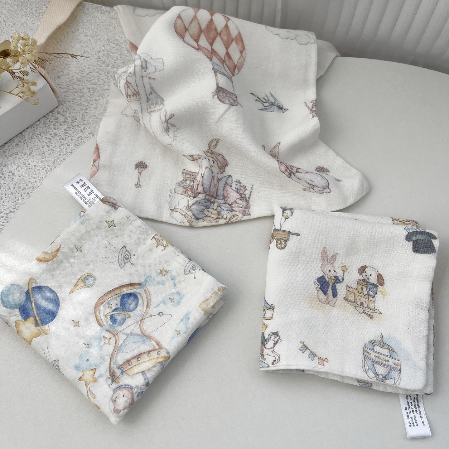 Set 5 khăn sữa sợi tre 4 lớp cho bé sơ sinh hoạ tiết hoạt hình cotton nguyên chất kích thước 25x25cm