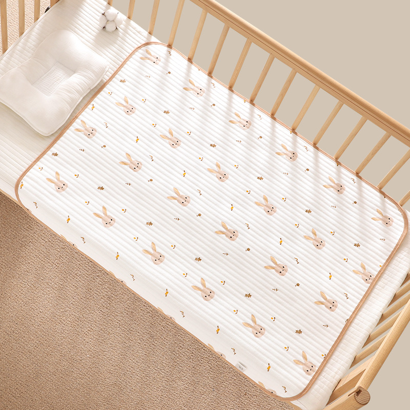 Tấm lót thay tã cho bé KidsWorld chất liệu cotton thoáng khí chống thấm nước có thể giặt được kích thước 50x70cm