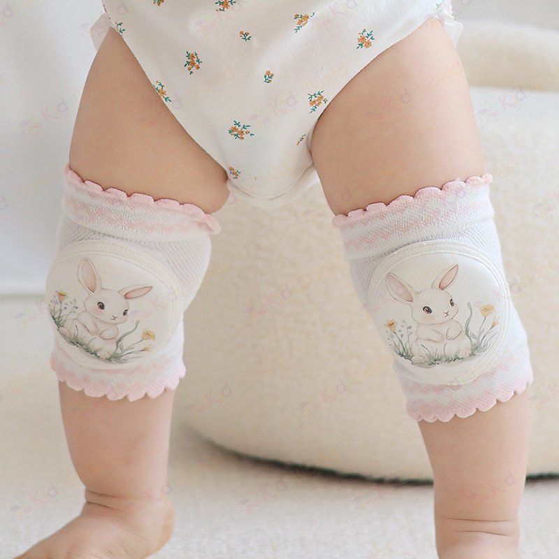 Tất vớ bảo vệ đầu gối cho bé tập bò, tập đi hoạ tiết cổ tích chống va đập, thoáng khí cao cấp