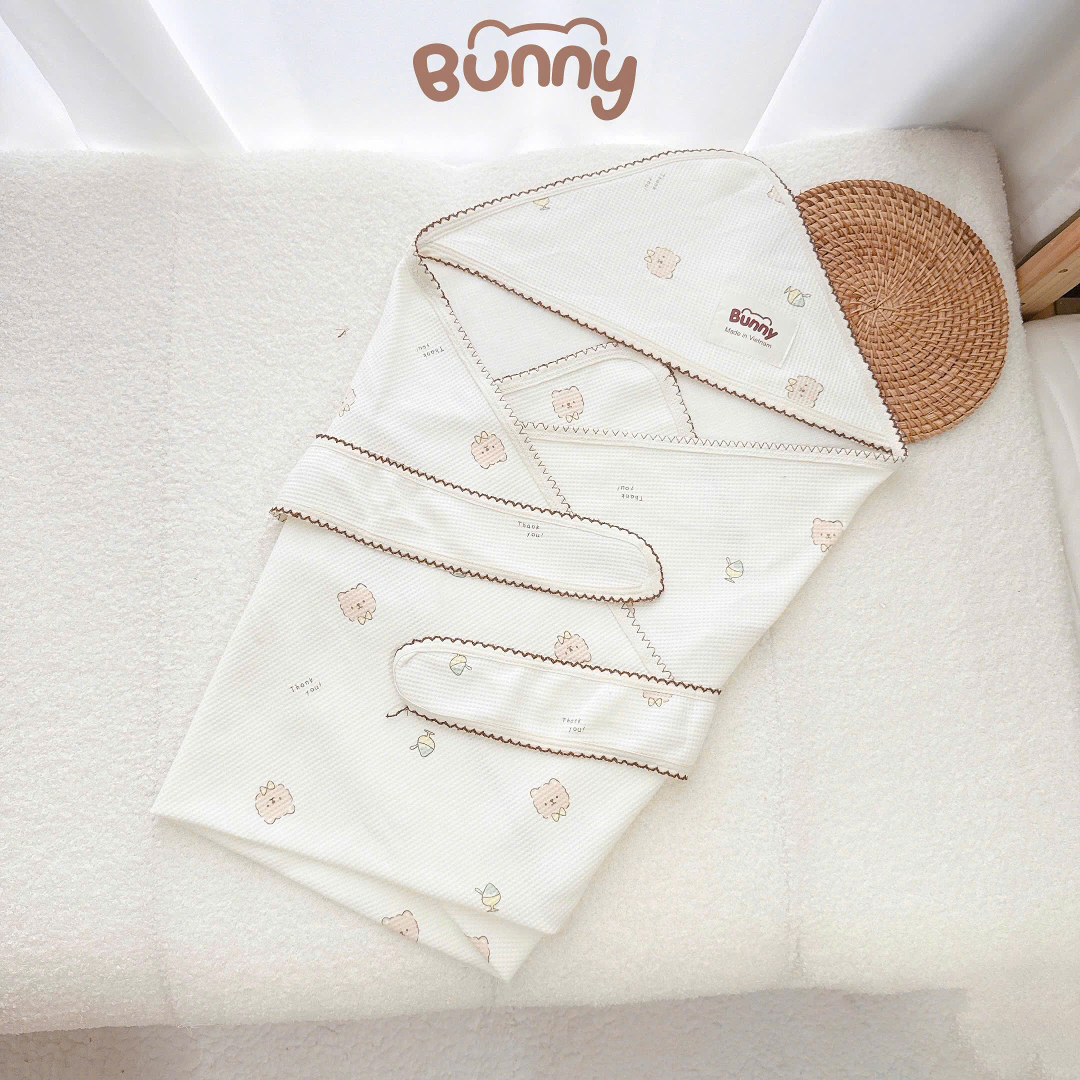 Ủ choàng cho bé vải Waffle sợi tre cao cấp Bunny dày dặn, thấm hút tốt, kháng khuẩn tự nhiên