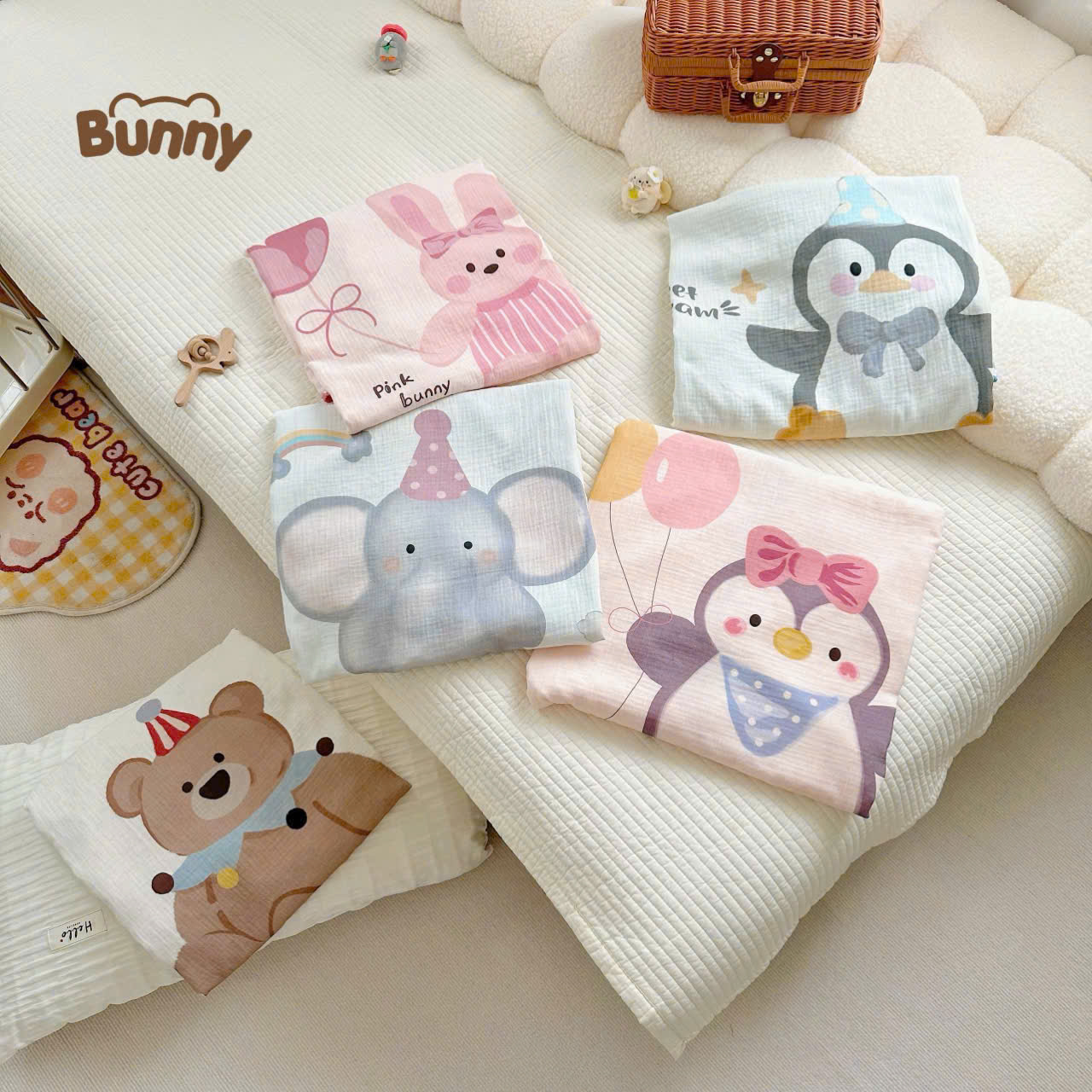 Chan-cho-be-hoa-tiet-hoat-hinh-sieu-cute-Bunny-2-lop-muslin-cotton-thoang-mat-nhung-mem-min-giu-am-mau-pastel-nhe-nhang-tao-cam-giac-em-diu-giup-be-de-vao-giac-ngu_chan-cho-be-hinh-hat-1.jpg