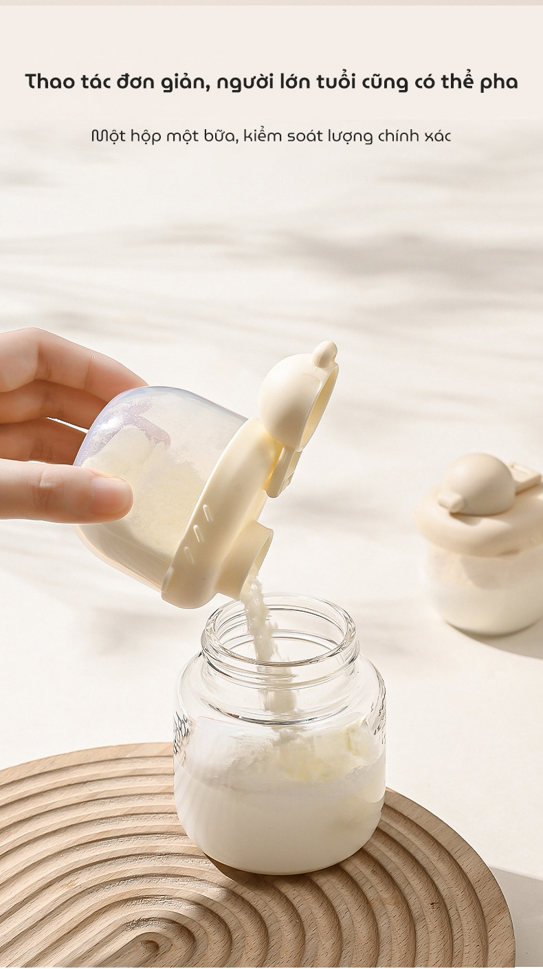 Hop-dung-sua-bot-cho-be-Little-Duck-Milk-Powder-dung-tich-70ml-chat-lieu-nhua-PP-cao-cap-an-toan_detail-hop-dung-sua-bot-little-duck-10.jpg