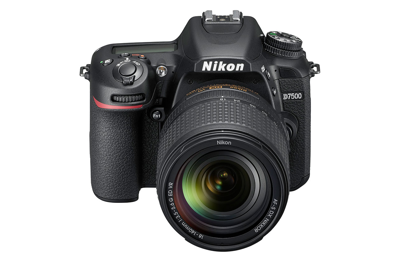 Nikon D7500 Kits 18-140mm