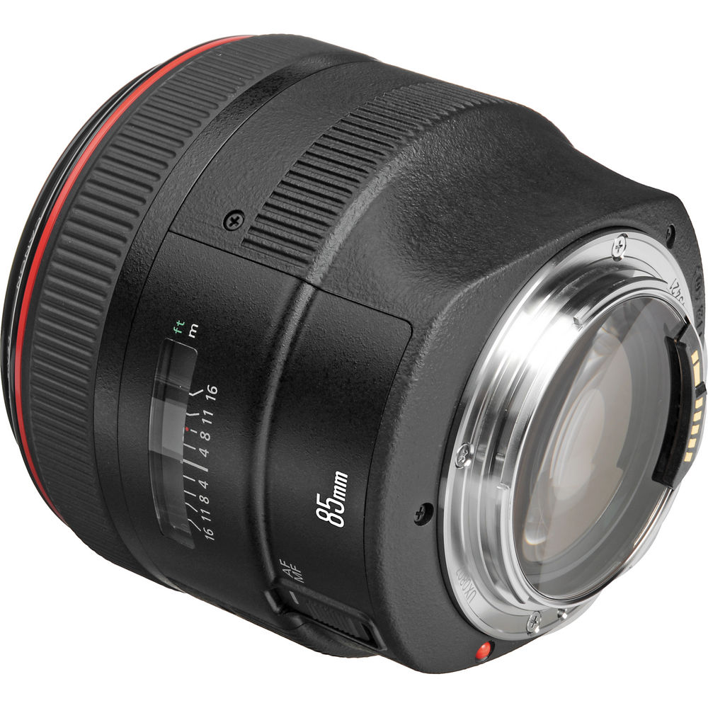 Canon EF 85mm F/1.2L II USM