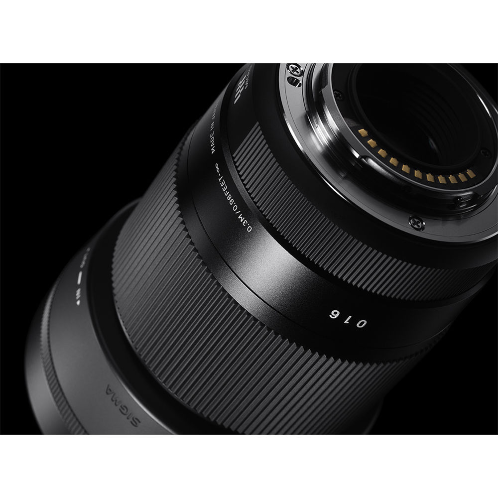 Sigma 30mm F1.4 DC DN for Sony