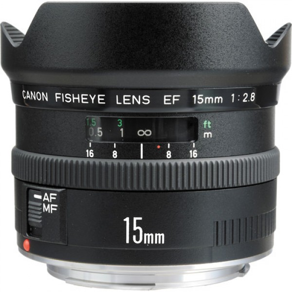 Canon EF 15mm f/2.8