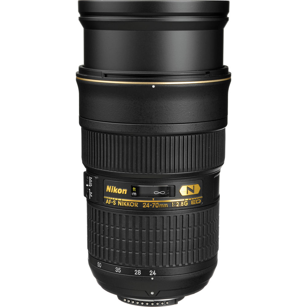 Nikon 24-70mm F/2.8 nano