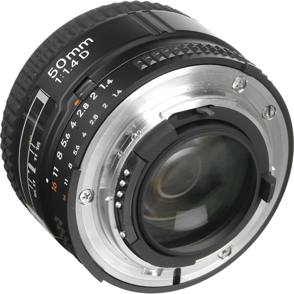 Nikon 50mm F1.4D