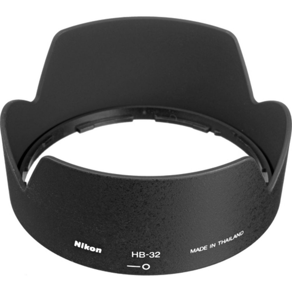 Nikon D90 Lens 18-105