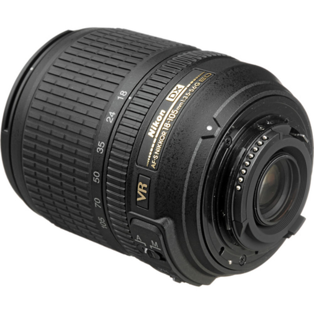 Nikon D90 Lens 18-105