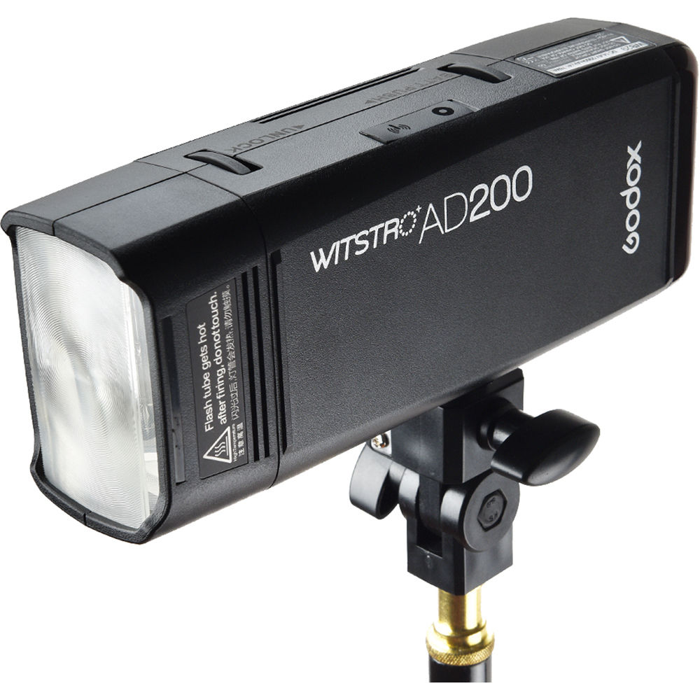 Đèn Godox AD200