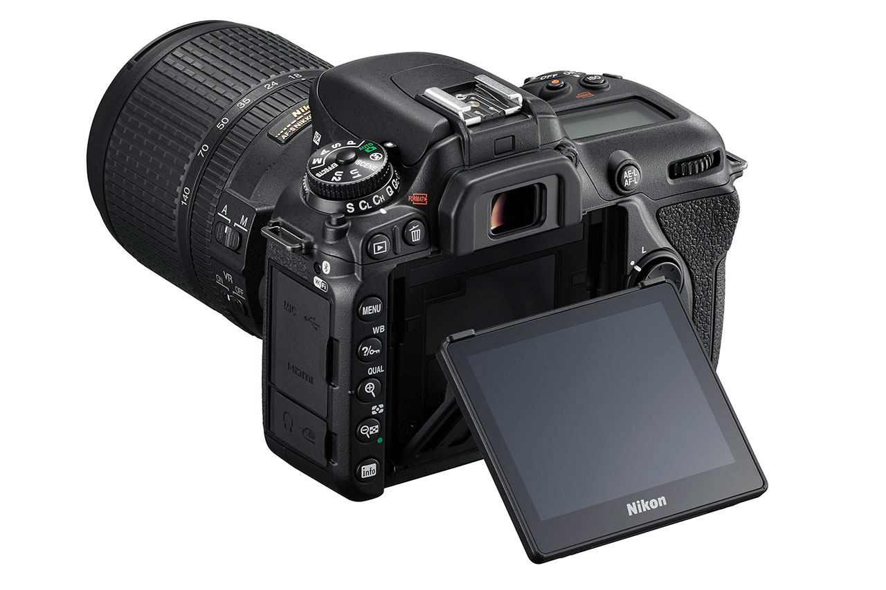 Nikon D7500 Kits 18-140mm
