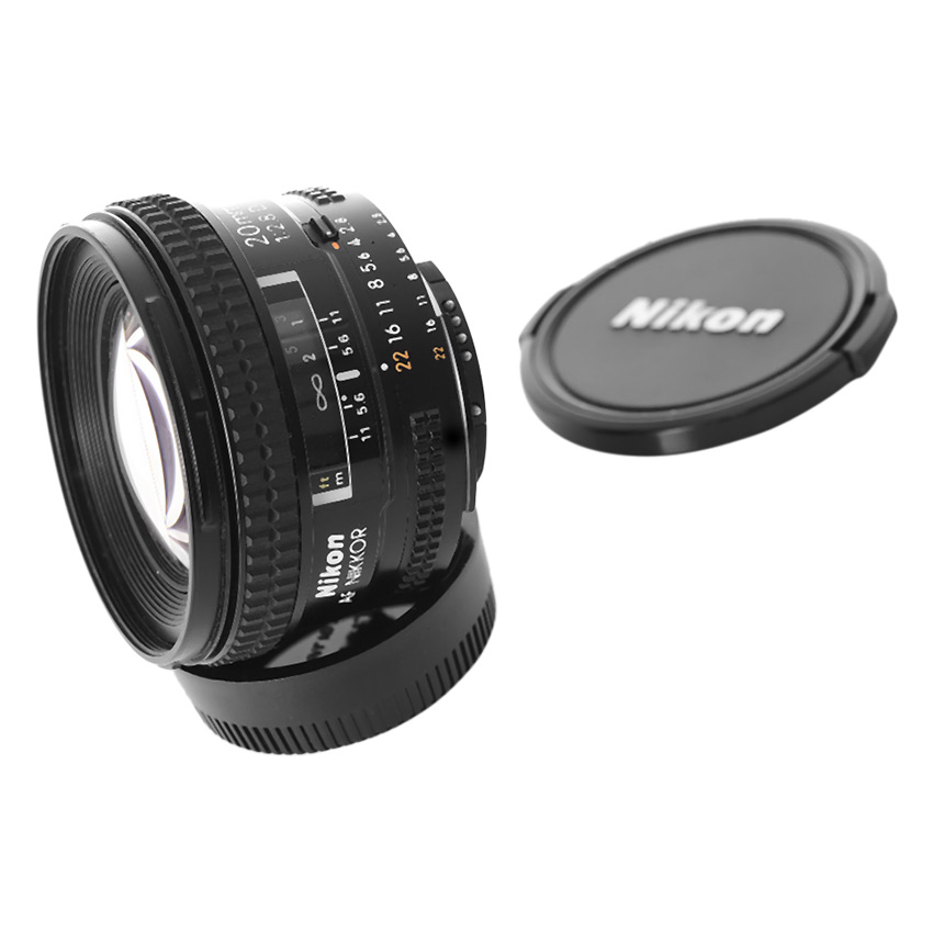 Nikon 20mm F/2.8