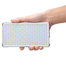 Đèn Led cắm sạc LituFoto FL18