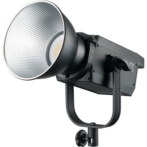 Đèn Led Nanlite FS-150 Spot Light