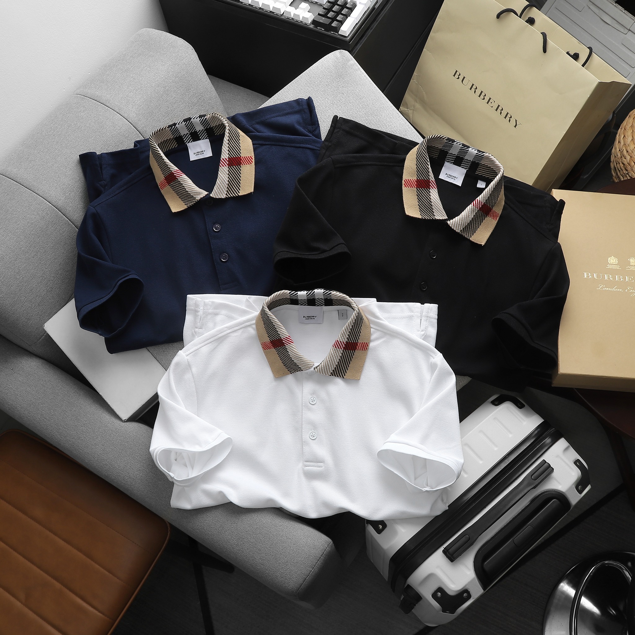 Áo Polo Nam Ngắn Tay Burberry Cổ Đẹp SS25, Form Slim-Fit, chất vải cotton pique hãng, dày dặn, Hàng VNXK - PB40