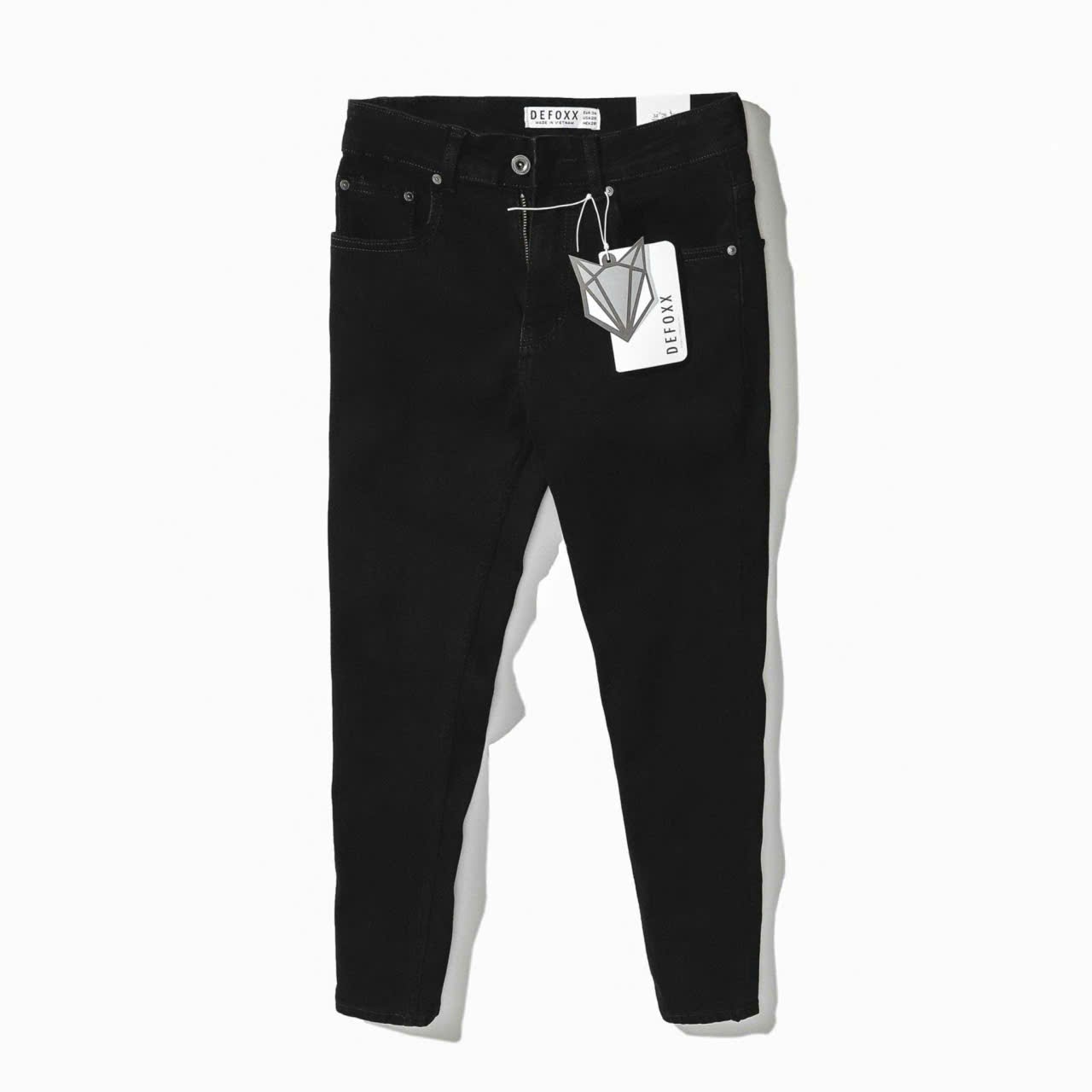 Quần Jean Dài Nam DEFOXX Màu Đen Trơn Form Slim-fit, chất vải co giãn mềm mại, ống 15-18cm, Hàng VNXK - JD18