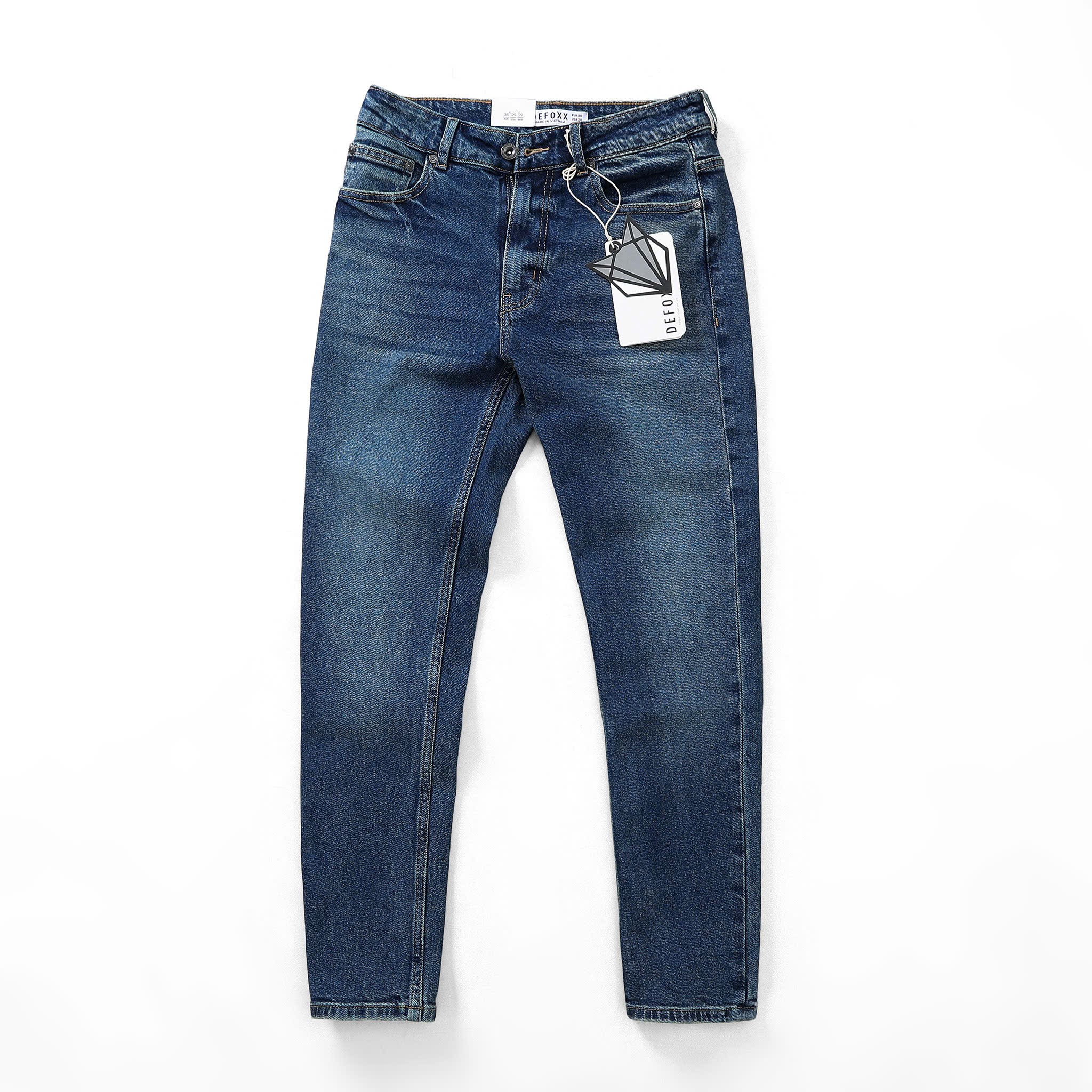 Quần Jean Dài Nam DEFOXX Màu Xanh Trung, Form Slim-fit, chất vải co giãn mềm mại, ống 15-18cm, Hàng VNXK - JD17