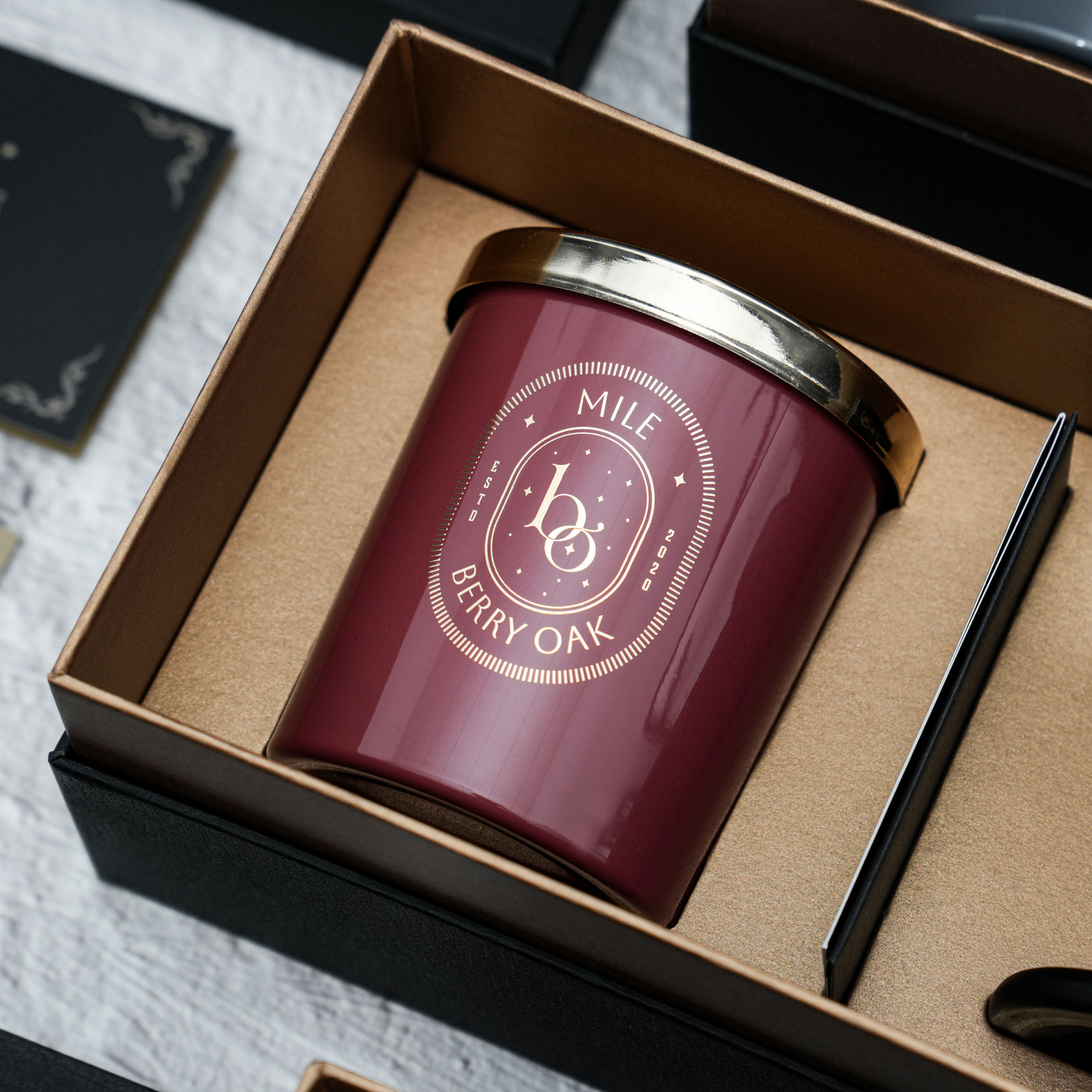 Limited Edition - Nến thơm Berry Oak