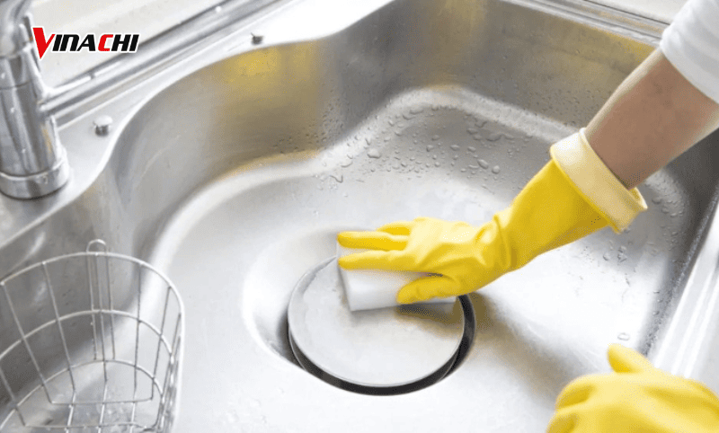 Lựa chọn phương pháp vệ sinh chậu rửa đúng cách