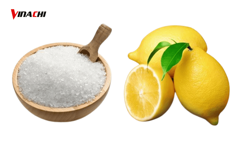Sử dụng chanh tươi và phèn chua để làm sạch chậu rửa bát