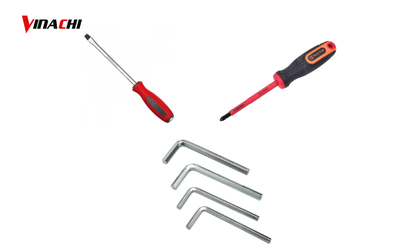 Dụng cụ cần chuẩn bị để điều chỉnh bản lề cửa nhựa lõi thép