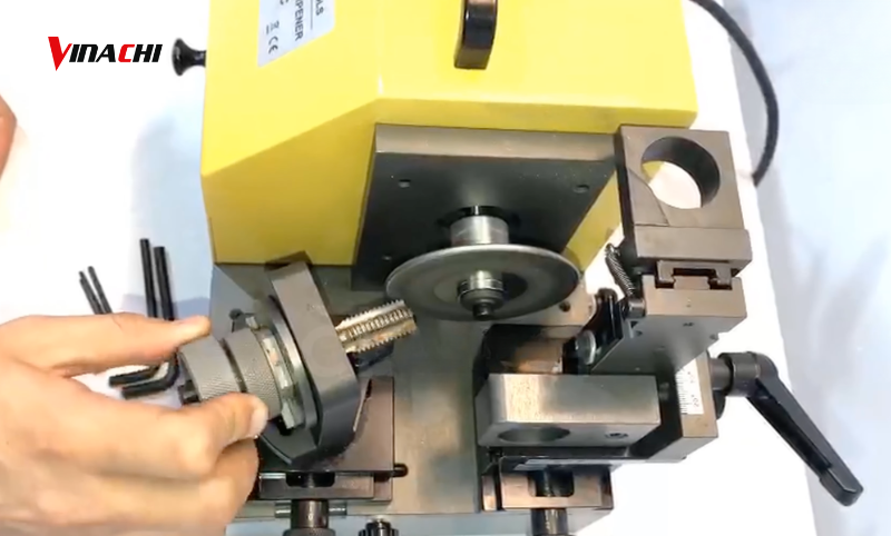 Hướng dẫn cách mài mũi taro cũ sắc bén như mới bằng máy