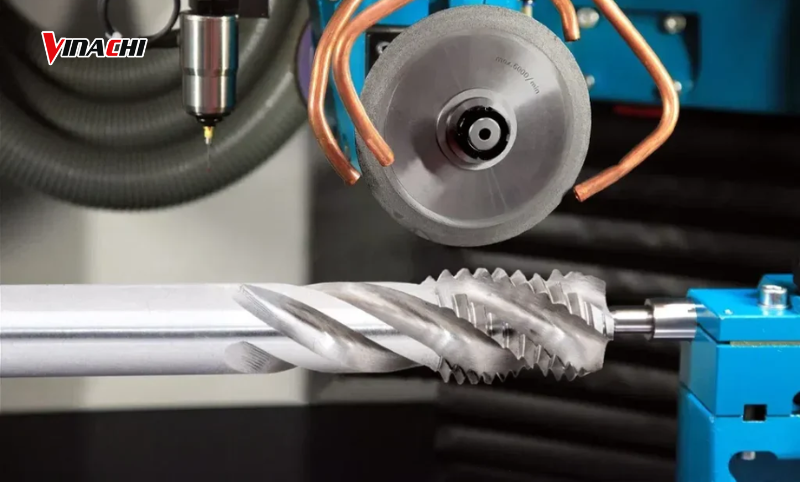 Việc mài mũi taro giúp tăng độ sắc bén