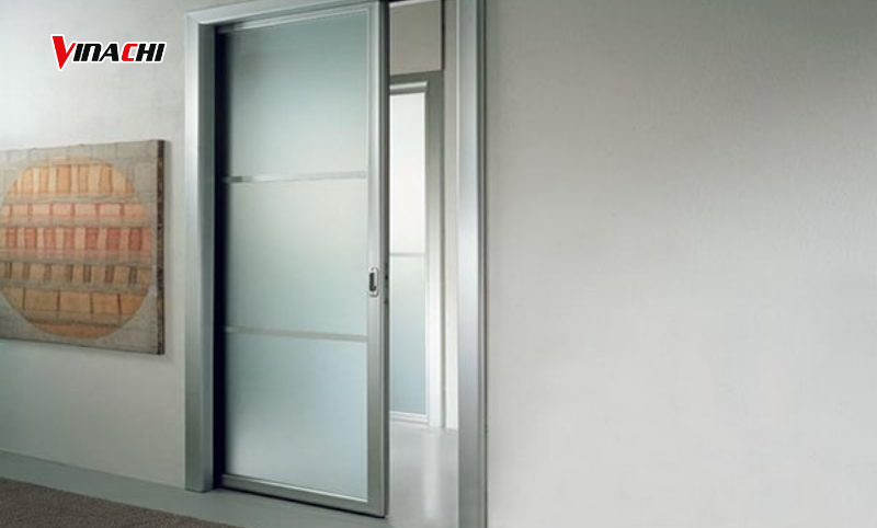Cửa lùa làm bằng chất liệu nhôm kính