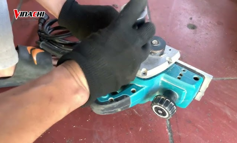 Cách khắc phục máy bào gỗ bị quá nhiệt