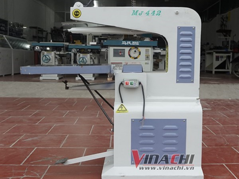 Máy lộng cưa MJ442