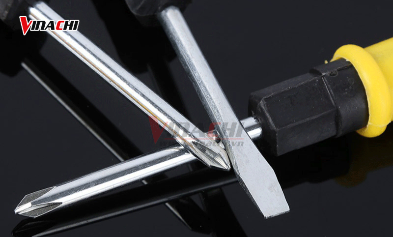 Tô vít được sử dụng để vặn hoặc tháo ốc vít