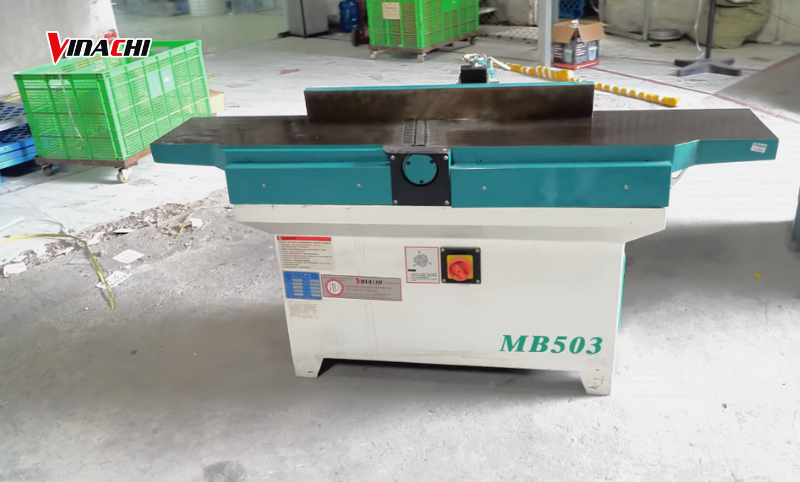 Tìm hiểu về sản phẩm máy bào gỗ công nghiệp