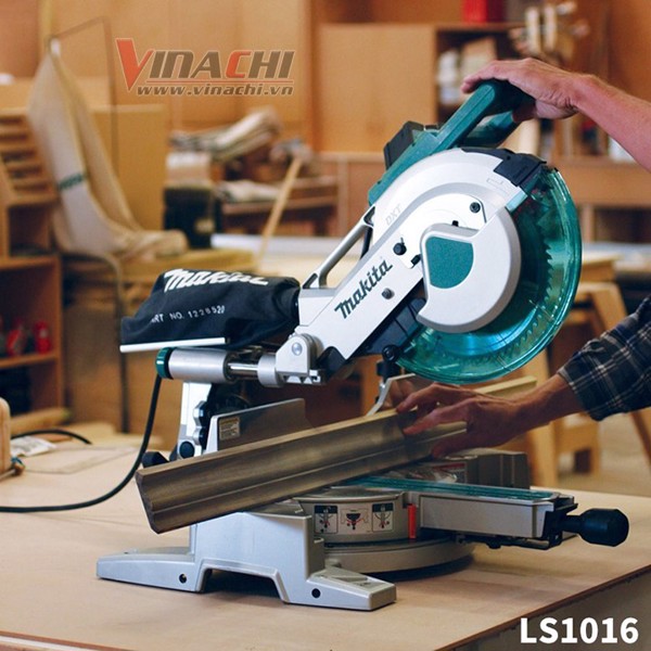 Máy cắt nhôm Makita LS1016