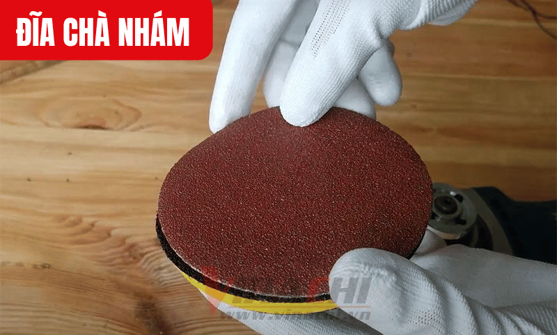 Đĩa chà nhám có thể tái sử dụng nếu đĩa chưa bị mòn quá nhiều và được làm sạch sau mỗi lần sử dụng