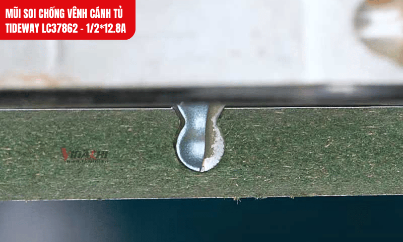 Mũi thiết kế thắt đuôi cá chống vênh, tạo rãnh kết nối chắc chắn cho cánh tủ