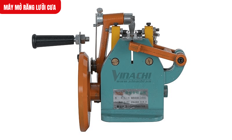Dụng cụ chế tạo từ hợp kim thép bền bỉ, đảm bảo độ cứng và tuổi thọ cao