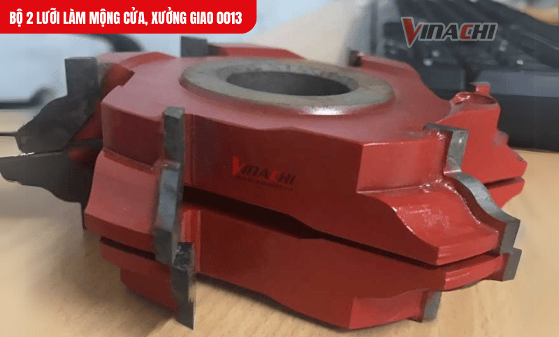 Bộ 2 lưỡi dao chuyên dùng để đánh mộng cánh cửa, cho mối ghép chắc chắn và đều đẹp