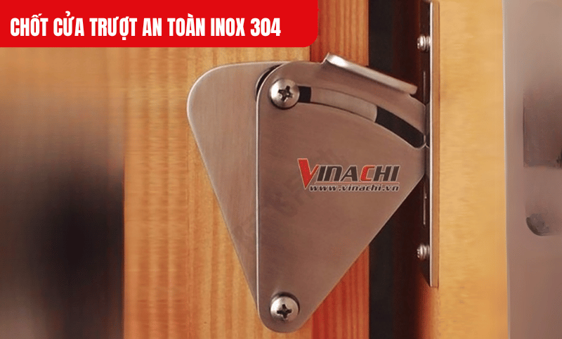 Cơ chế trượt được thiết kế tối ưu, người dùng chỉ cần gạt nhẹ là có thể khóa hoặc mở chốt