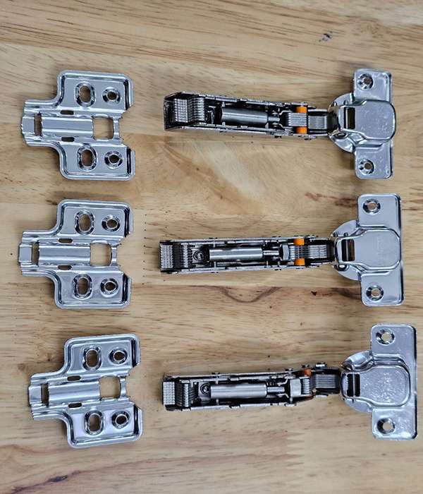 Báo giá bản lề cổng sắt mới nhất