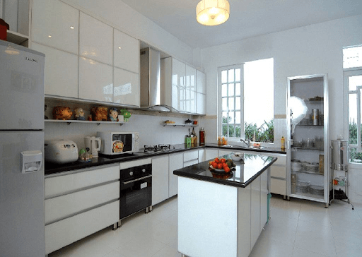 Chọn các vật liệu có bề mặt dễ lau chùi