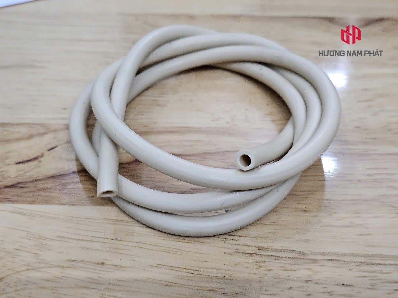 Ron mây nhựa