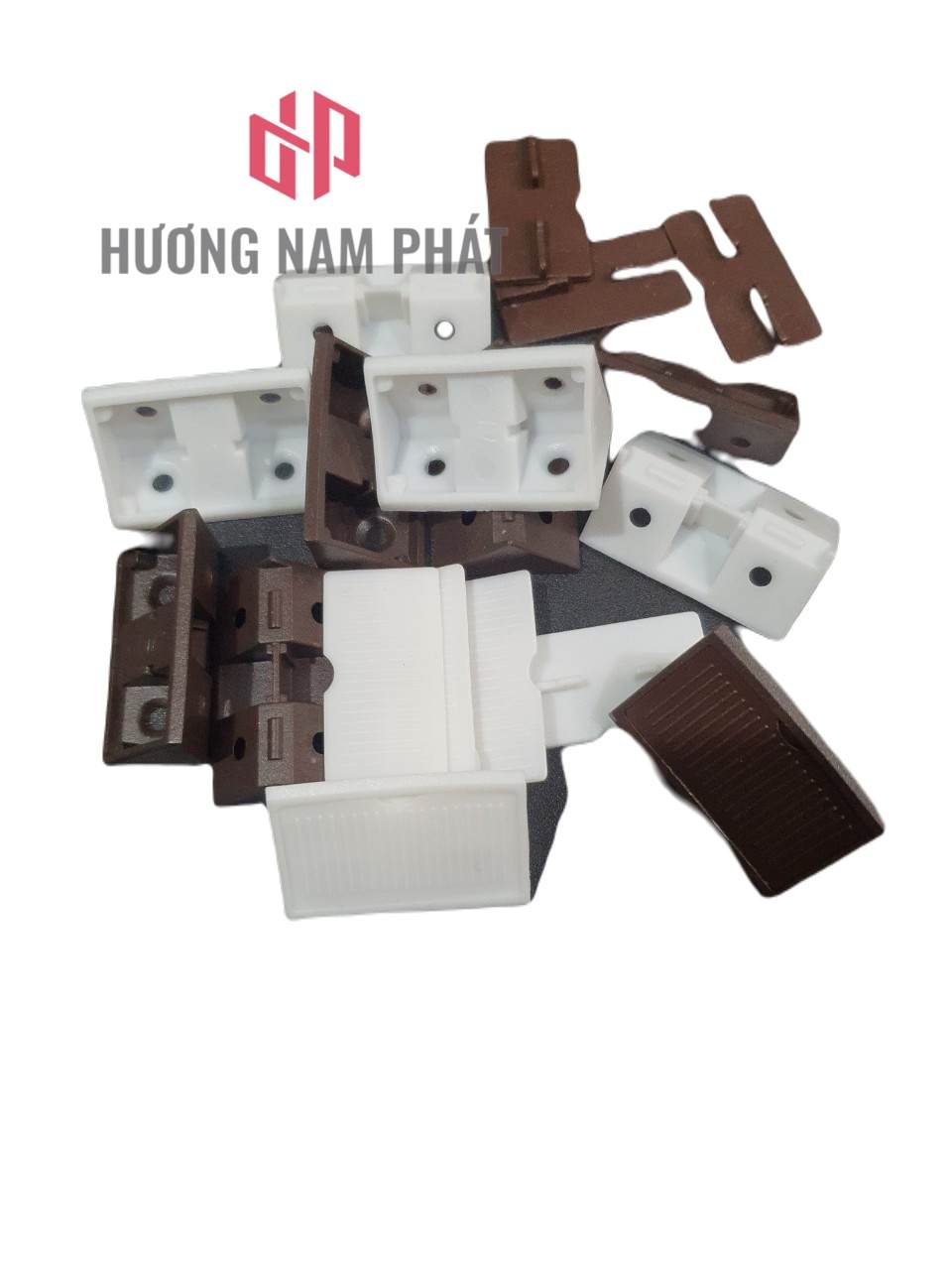 ke-nhua-goc-jpeg.jpg?v=1775030945
