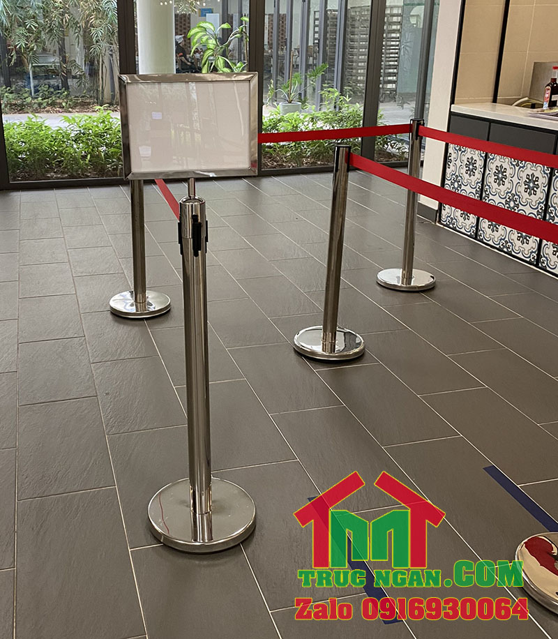Bang thong bao gan dau cot chan inox size A4 inox trang nam ngang (anh thuc te)_ Hang san kho Truc Ngan.jpg
