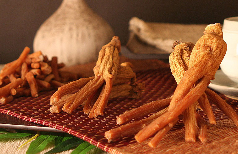 Nghe-hong-sam-saffron-bo-ba-dinh-cao-cho-suc-khoe-da-day.webp
