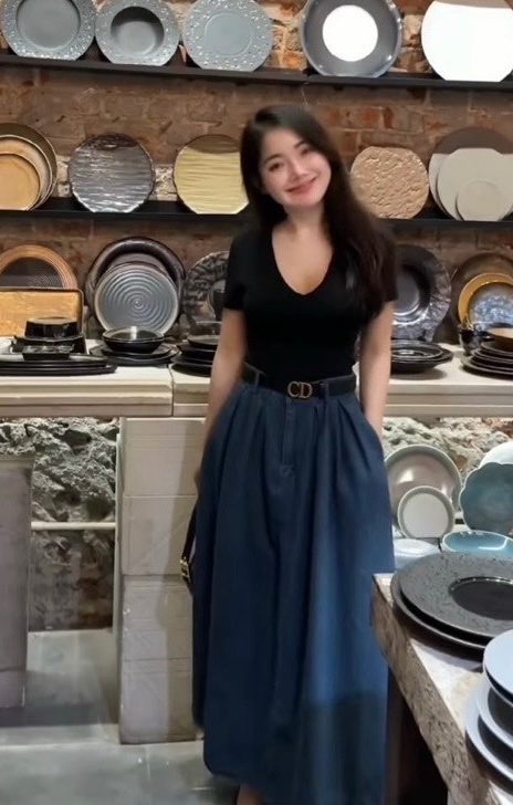 SÉT ÁO PULL ĐEN CỘC MIX CV JEAN XOÈ