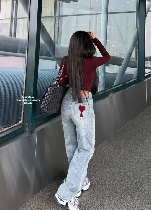 QUẦN JEAN SUÔNG XANH TIM ĐỎ